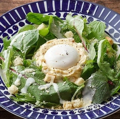 クラブケーキサラダ　～カルボナーラ仕立て～