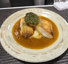 鮮魚のロースト バターと醤のソース
