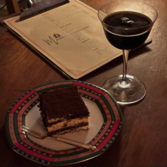 J CAZALE商會の特集写真