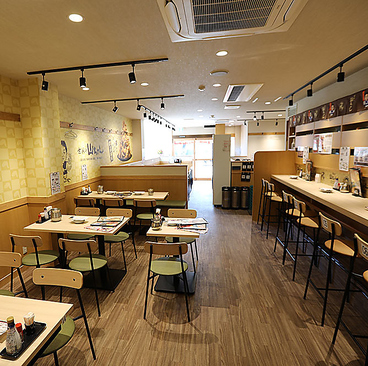 世界の山ちゃん 太田川駅前店の雰囲気1