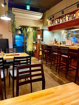 ワインと小料理 Caiottoの雰囲気1