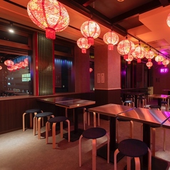 酒場杏仁横浜西口北幸店の雰囲気1
