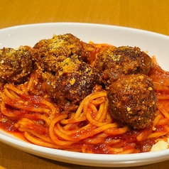 ゴロゴロ ハンバーグのトマトソーススパゲティ