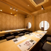 団体様でのご利用や貸切宴会のご相談などもお気軽にご相談ください。ご利用シーンや人数に合わせた最適のお席をご用意させて頂きます。大人数様での宴会にオススメの飲み放題付コースもございますので、詳しくはコースページをご確認ください。