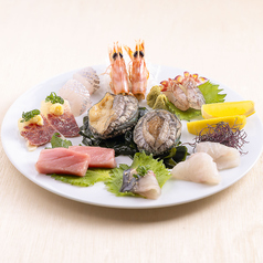 旬の鮮魚ともつ鍋 博多やまやのおすすめ料理1