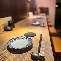 出来立てのお料理をいち早くお召し上がりいただける一番おいしいお席なんです