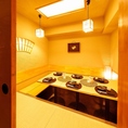 【6～20名様向け 半個室席】２名～団体様での様々なご宴会にマッチする中型個室！サークルのご宴会や女子会、同窓会などニーズに合わせてお使い下さい。幹事1名様無料・飲み放題割引き・誕生日記念日プレート等、お得なクーポンも多数ご用意しております！