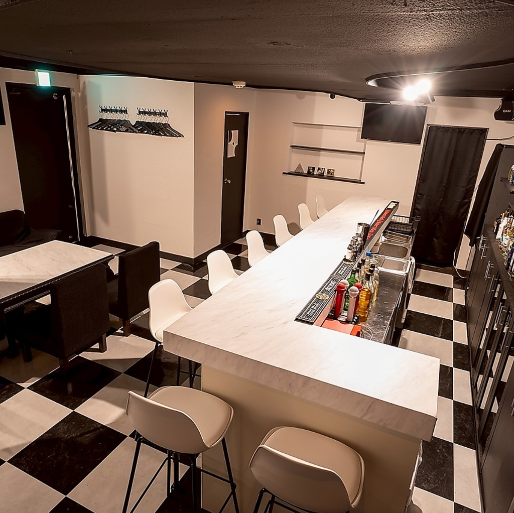 BAR111 HANARE バーイチイチイチハナレの写真ギャラリー