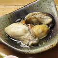 料理メニュー写真&nbsp;燻製カキのオイル漬（特大）1ヶ