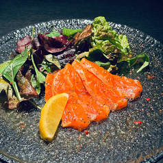 サーモンのカルパッチョ