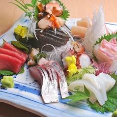 刺身盛り合わせ　一人前