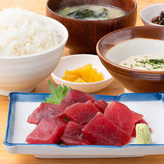 まぐろブツ[とろろ付]