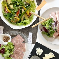 ディナータイムは夜カフェちょい飲み！