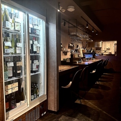 常時30種以上を取り揃えた世界ワイン