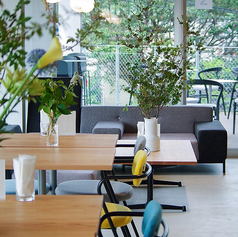 BISTRO&CAFE FLAGの雰囲気2