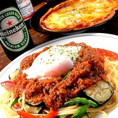 美味しさ光る一品料理も美味★ドリンクと一緒にぜひ♪パスタ・ピザ・魚料理・肉料理など！ごだわりの各種単品料理も豊富にございます！バーですがお食事使いでも楽しめます☆