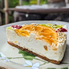 フルーツのローケーキ