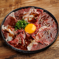 料理メニュー写真&nbsp;和牛とろ肉カーペット