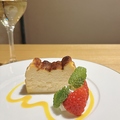 料理メニュー写真 バスク風チーズケーキ
