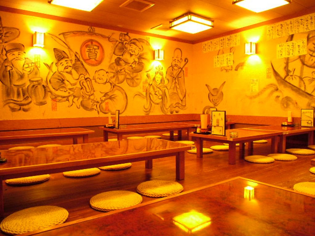 広々お座敷完備！なんと最大宴会120名様までOKです！宴会のご予約承っております。