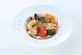 料理メニュー写真&nbsp;舌平目のブレゼ イセエビソースとトマトソース