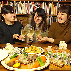 TREASURE RIVER book cafe and bistro トレジャーリバーブックカフェアンドビストロ特集写真1