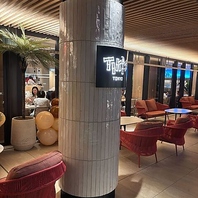 自然を感じるパークフロントのロケーションが魅力的♪