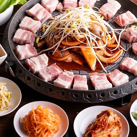 恵比寿駅1分■【落ち着いた個室空間×韓国料理】