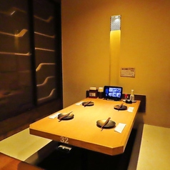 掘りごたつ個室は足を楽にお食事を楽しめると人気です♪旬の食材を使用したお料理と豊富なドリンクメニューで、多くの女子会や飲み会でご利用頂いております！こだわりの創作料理を皆さまでお楽しみください。