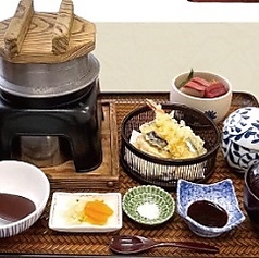 鯛釜めし膳/五目鶏釜めし膳