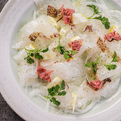 【魚】真鯛のカルパッチョ～桜とレモンの香り～