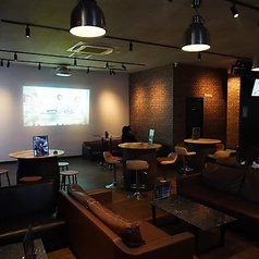Cafe&BAR BUCKS バックス 福岡大名店の雰囲気2