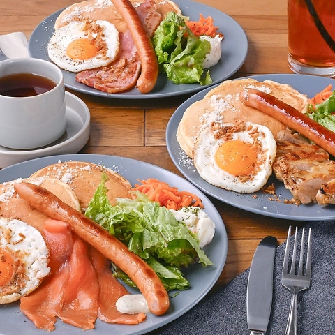 駅近のオシャレなCafe★パンケーキやパフェなどスイーツが大人気！女子会＆誕生日も♪