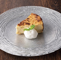 りんごのバスクチーズケーキ