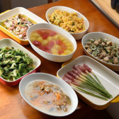 黒板メニューから選べる♪前菜盛合せ！