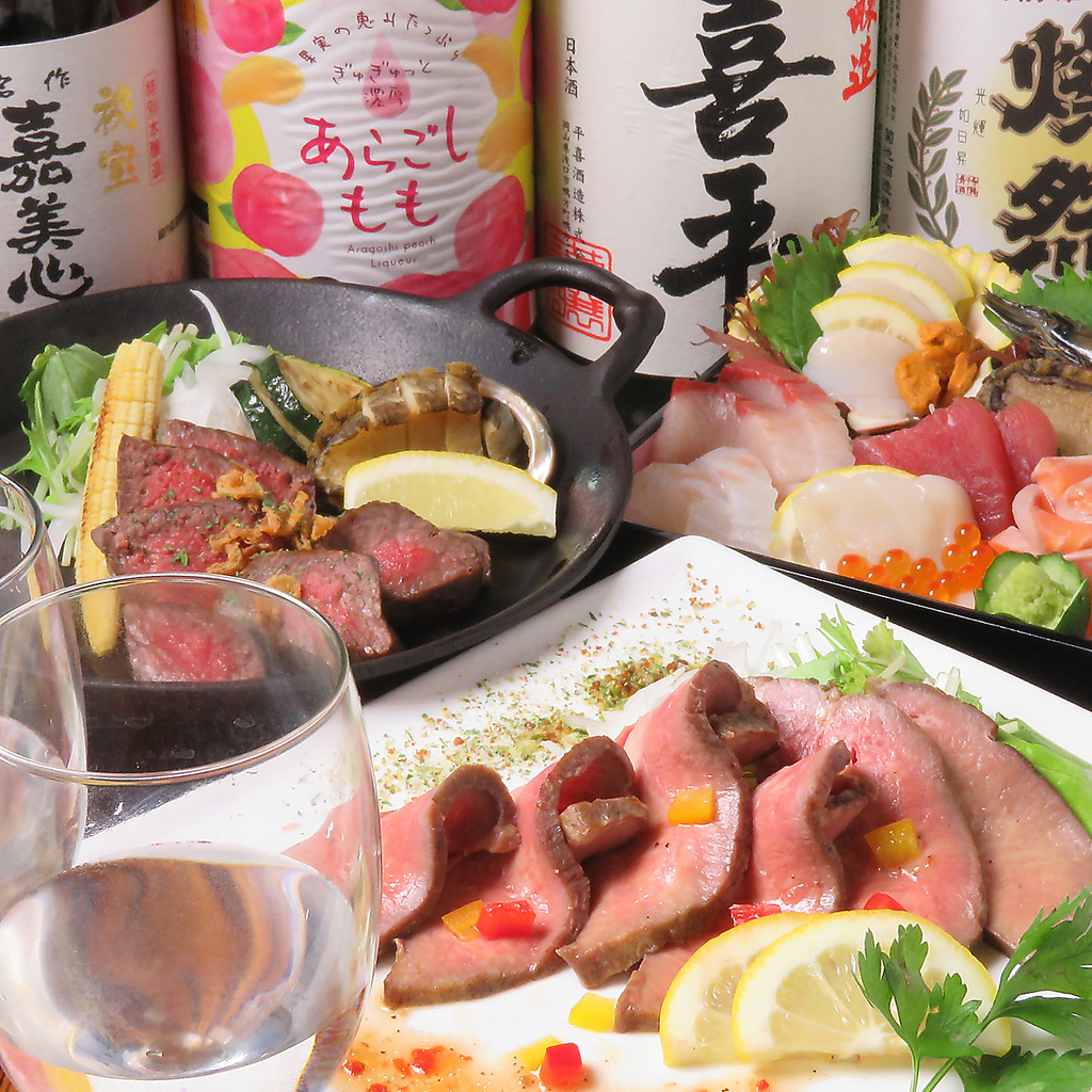 色鮮やかな食材が織り成し、目でも舌でも楽しめる美しい皿の数々はどれも丹精を込めて提供しています