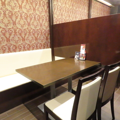 高級感のあるVIP席♪ソファ席でゆったりとご寛ぎ下さい♪