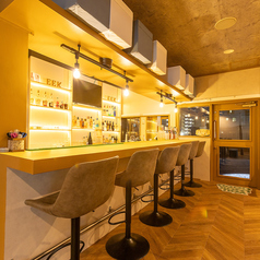 Amusement Dining Bar eek アミューズメント ダイニング バー イークの雰囲気2