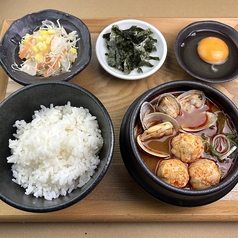鶏団子スン豆腐定食