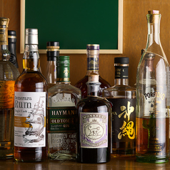 クラフトビール&バー ザ クルラホーン BritishPub&Bar The Cluriaune 新宿西口特集写真1