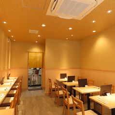 鮨白川食堂の雰囲気1