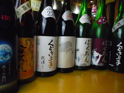 こだわり食材の料理に日本全国の銘酒が楽しめるお店。アットホームな雰囲気が◎