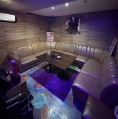 カラオケ完備、通常時は個室のみのカラオケですが宴会時やイベント時は店内全席でのカラオケ可能