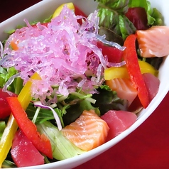 陣屋の海鮮サラダ