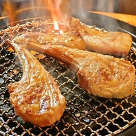 関東では珍しいジンギスカンの網焼きスタイル！