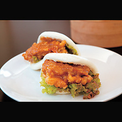 若鶏のパン包み　胡麻風味（１個）