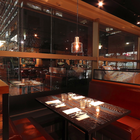 EtMO pbN WOLFGANG PUCK PIZZA BAR AAiX