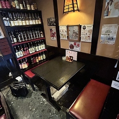 4名様用テーブル席が2つございます！