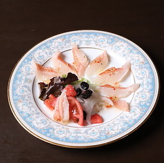 キンキとフルーツトマトのカルパッチョ