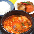 料理メニュー写真 スンドゥブチゲ [ライス付]